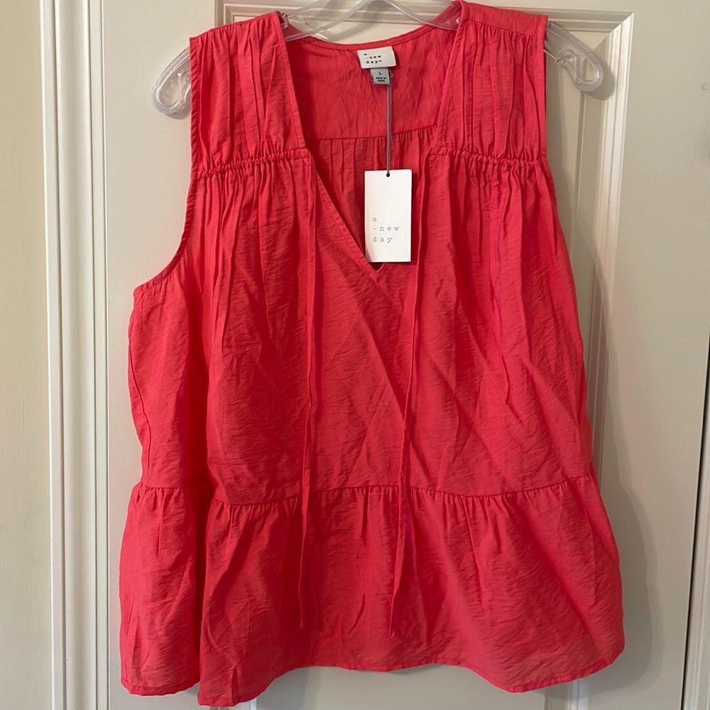 Sleeveless v neck blouse